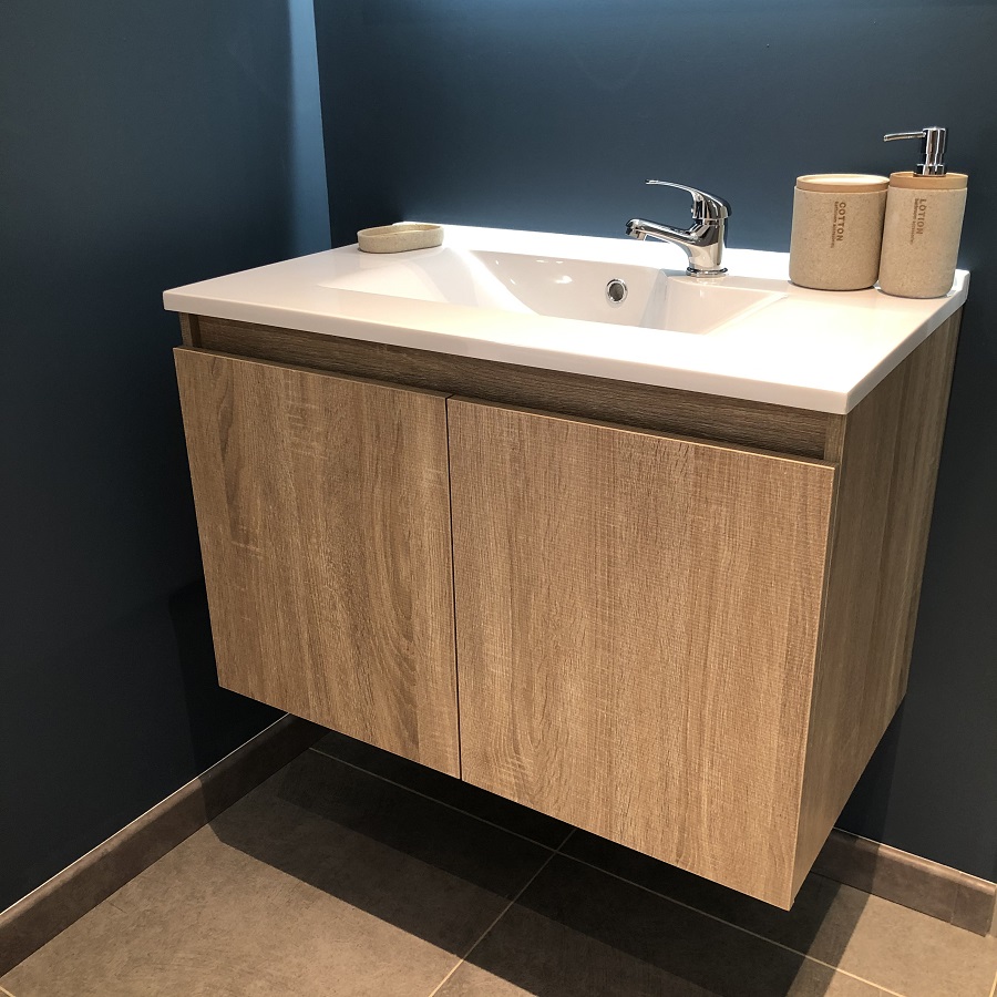 Photo meuble de salle de bain Proline coloris cambrian oak suspendu avec plan vasque